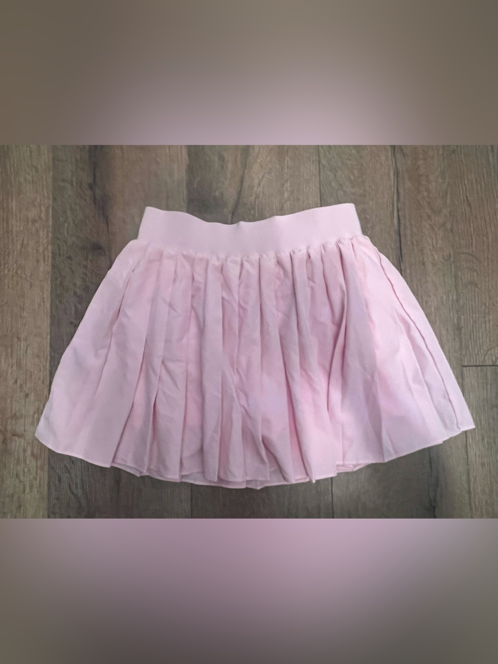 Women’s Pink Pleated Mini Skirt